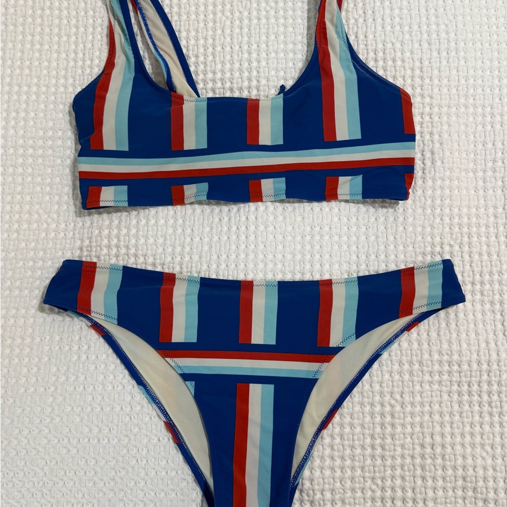 Cupshe Blue and Red Striped Bikini